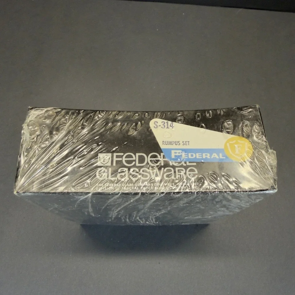 Vintage Federal Glass Rumpus Set S-314 4 Shot Glasses NOS New Old Stock Boxed